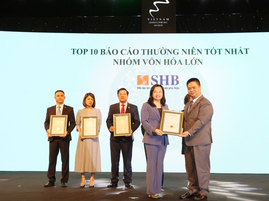 SHB được vinh danh trong Top 10 doanh nghiệp vốn hóa lớn có báo cáo thường niên tốt nhất 2020