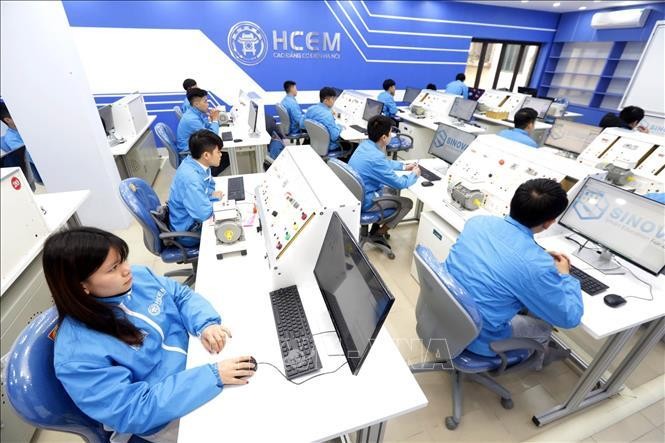 Phòng học công nghệ 4.0 của Trường Cao đẳng cơ điện Hà Nội Cơ sở 1, Mai Dịch, Cầu Giấy, Hà Nội. Ảnh minh họa: Anh Tuấn/TTXVN