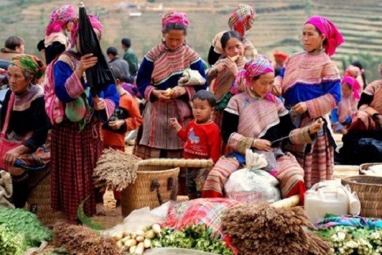 Độc đáo phiên chợ cuối năm ở vùng cao Hà Giang