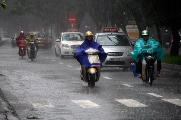 Dự báo thời tiết (18/4): Bắc Bộ trở lạnh, có mưa rào vài nơi