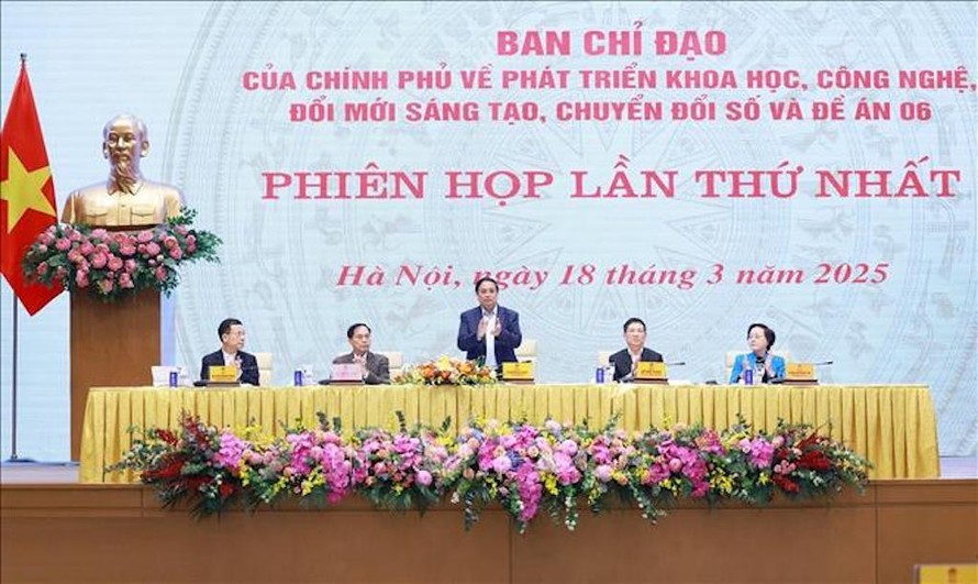 Thủ tướng Phạm Minh Chính chủ trì Phiên họp lần thứ nhất của Ban Chỉ đạo của Chính phủ về phát triển khoa học, công nghệ, đổi mới sáng tạo, chuyển đổi số và Đề án 06. 