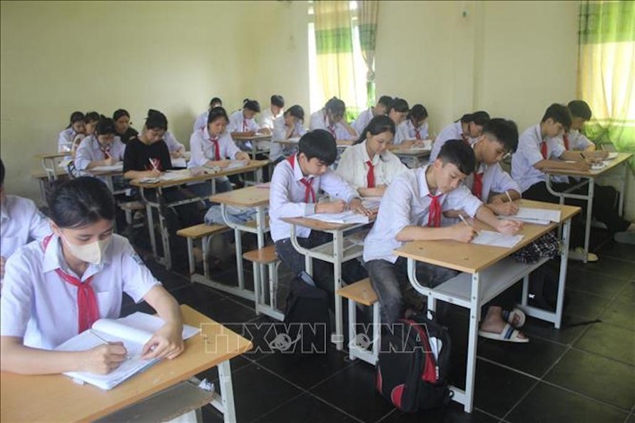 Nhiều trường học miền núi Thanh Hóa thiếu trang thiết bị dạy học. 