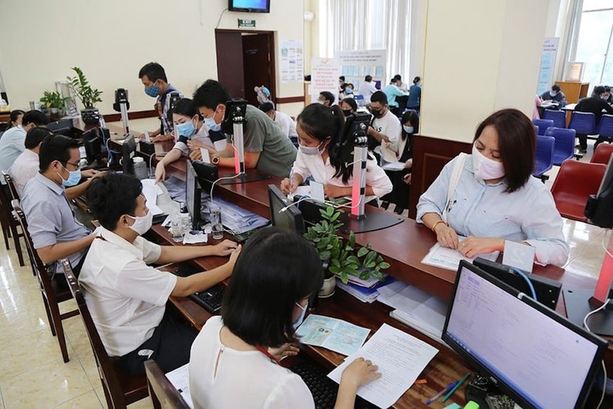 Đến 31/12/2025, Bộ Nội vụ hoàn thành rà soát, đánh giá tình hình quản lý, sử dụng biên chế khối Chính phủ sau khi sắp xếp tổ chức bộ máy. 