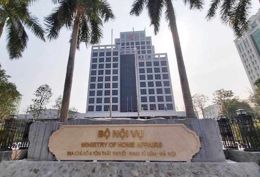 Bộ Nội vụ có Công văn 5607 hướng dẫn một một số vướng mắc khi thực hiện mô hình chính quyền địa phương 2 cấp