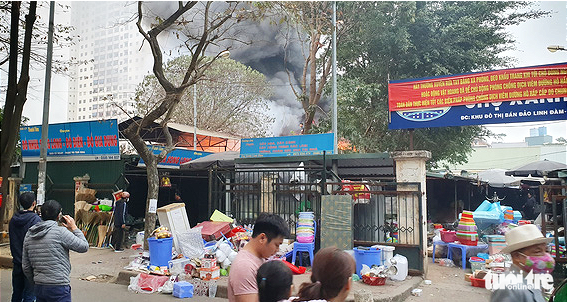 Hiện trường vụ cháy - Ảnh: HƯƠNG TRÀ/Tuổi trẻ