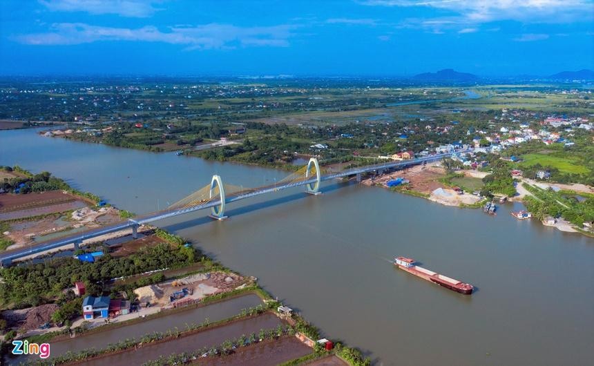 Cầu Quang Thanh dự kiến sẽ được thông xe vào cuối tháng 6. (Ảnh: Zing)