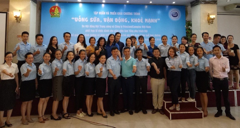 Gần 40 tổng phụ trách đội các trường tiểu học tham gia buổi tập huấn