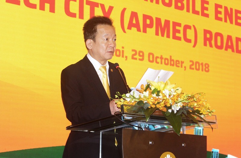 Chủ tịch HĐQT kiêm Tổng Giám đốc Tập đoàn T&T Group Đỗ Quang Hiển phát biểu khai mạc Hội thảo Dự án thành phố công nghệ cao năng lượng di động Châu Á – Thái Bình Dương