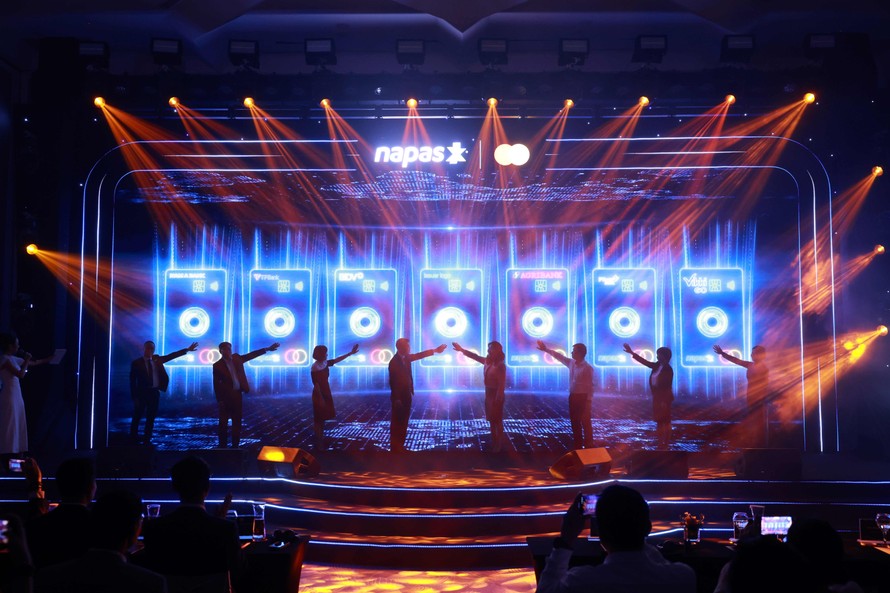 6 ngân hàng Việt Nam chính thức phát hành thẻ đồng thương hiệu NAPAS – Mastercard 