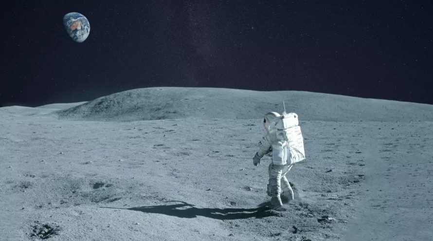Mất bao lâu để đi bộ quanh mặt Trăng? 