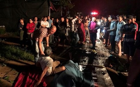 Vụ tai nạn khiến 1 người tử vong, 13 người khác bị thương.