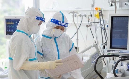 Số ca COVID-19 tử vong trên cả nước giảm sâu