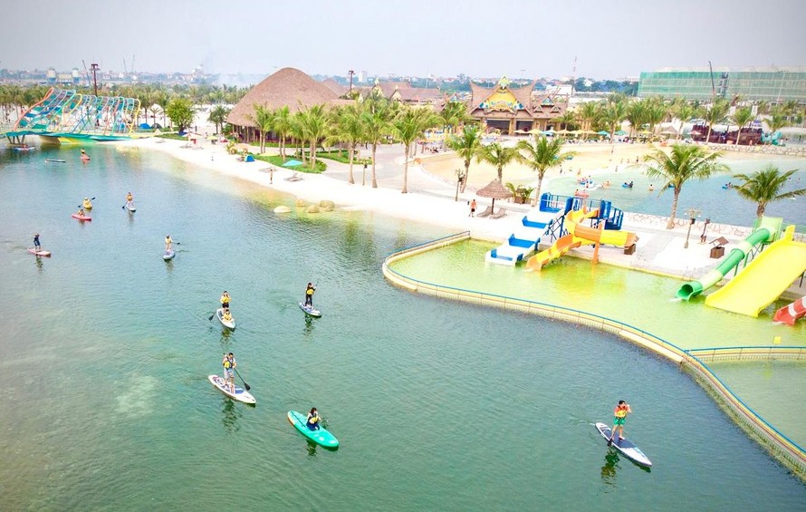 Cư dân Vinhomes Ocean Park 2 - The Empire được thoả sức vận động trên mặt hồ nước mặn Lagula lớn nhất châu Á