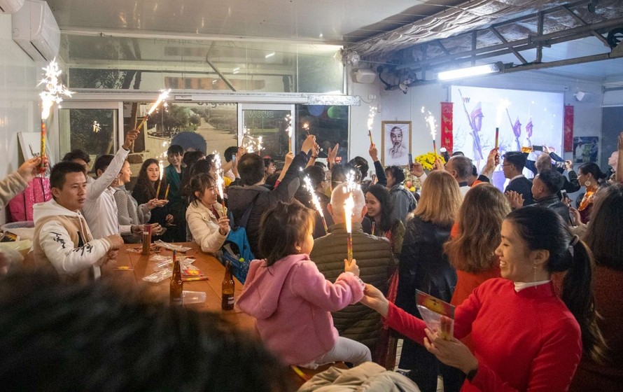 Không khí đón Xuân tưng bừng ở Israel.