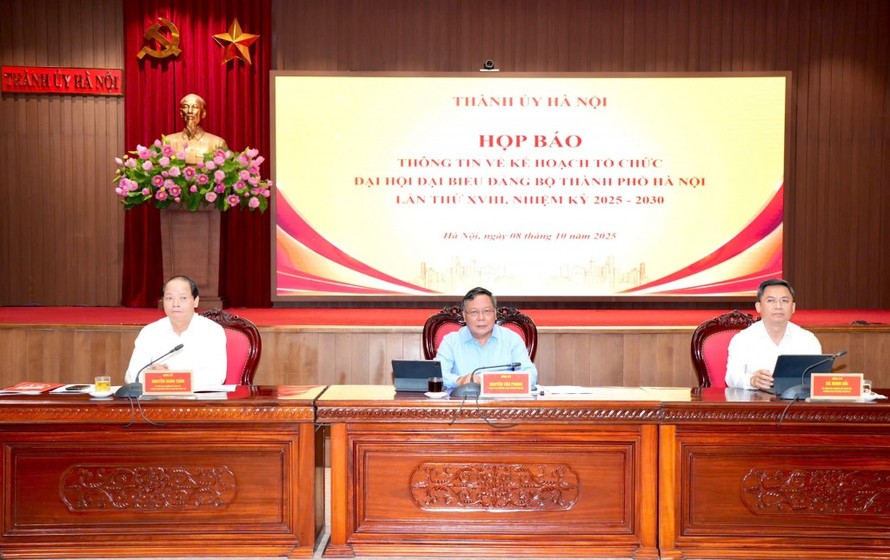 Toàn cảnh họp báo thông tin về Đại hội Đảng bộ Thành phố Hà Nội sáng 8/10