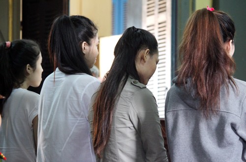 Nhóm ca sĩ, người mẫu nghiệp dư được giảm nhẹ một phần hình phạt. 