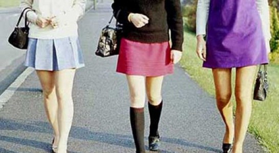 Hà Nội khuyến cáo công chức không xăm hình, dùng nước hoa phù hợp