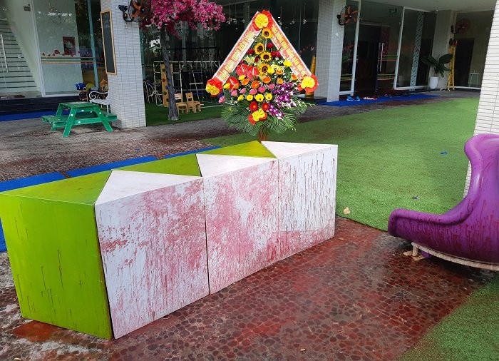 Đà Nẵng: Các đối tượng lạ mặt ném sơn trộn mắm tôm vào trường mầm non lúc nửa đêm