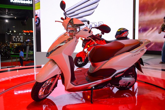 Cập nhật giá xe máy Honda tháng cuối năm: Nhiều dòng xe tăng giá bán