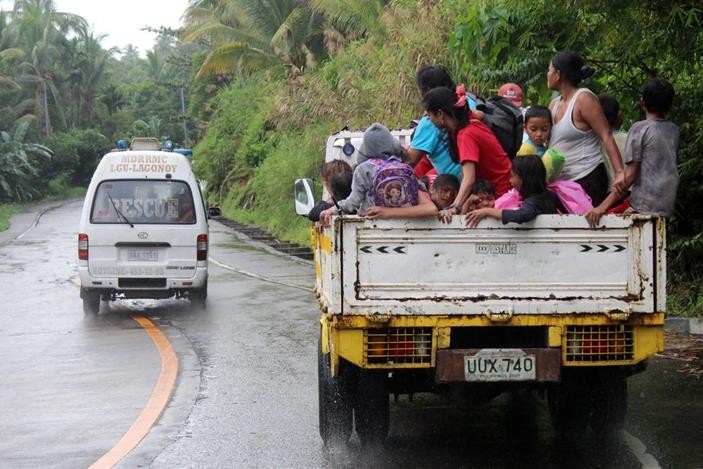 Bão Kammuri quét qua miền Trung Philippines, giật cấp 17
