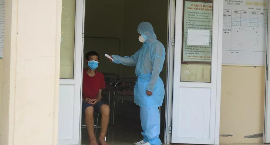 Xử lý trường hợp F1 nhờ người đi cách ly hộ