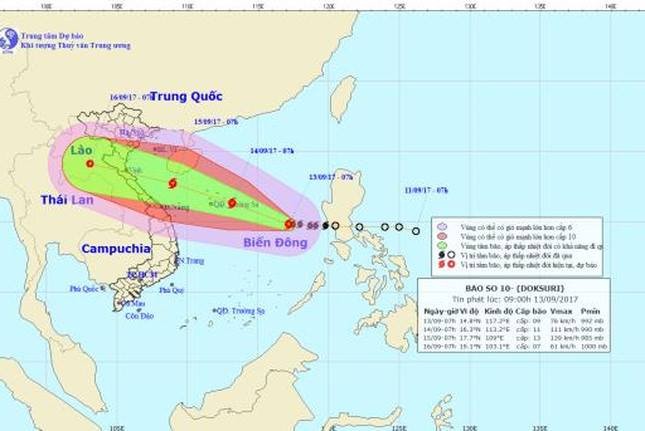Dự báo đường đi của bão số 10.