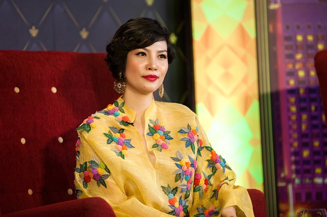  Vũ Cẩm Nhung: 'Tôi từng bảo chồng lấy vợ khác vì không sinh được con'