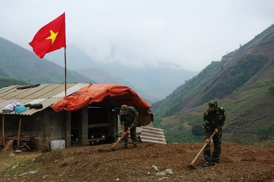 Một chốt chống dịch của Đồn biên phòng Huổi Luông. Ảnh: Võ Hải.