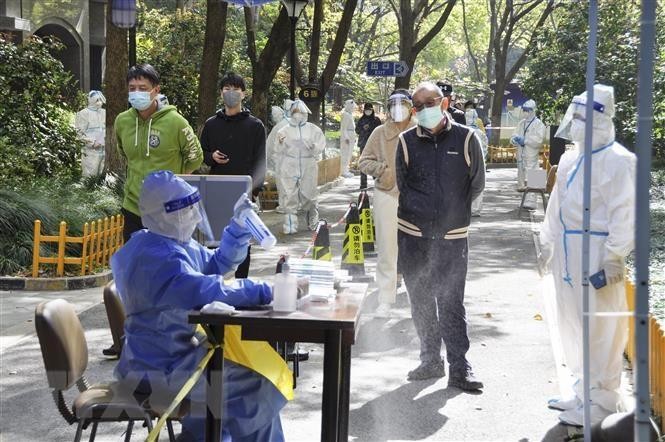 Thành phố Thượng Hải duy trì các biện pháp hạn chế do số ca mắc mới COVID-19 tăng trở lại