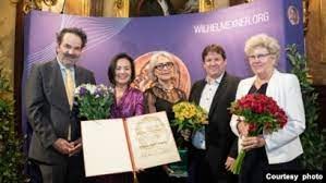 Giáo sư Nguyễn Thục Quyên được trao huân chương cao quý Wilhelm Exner 2023