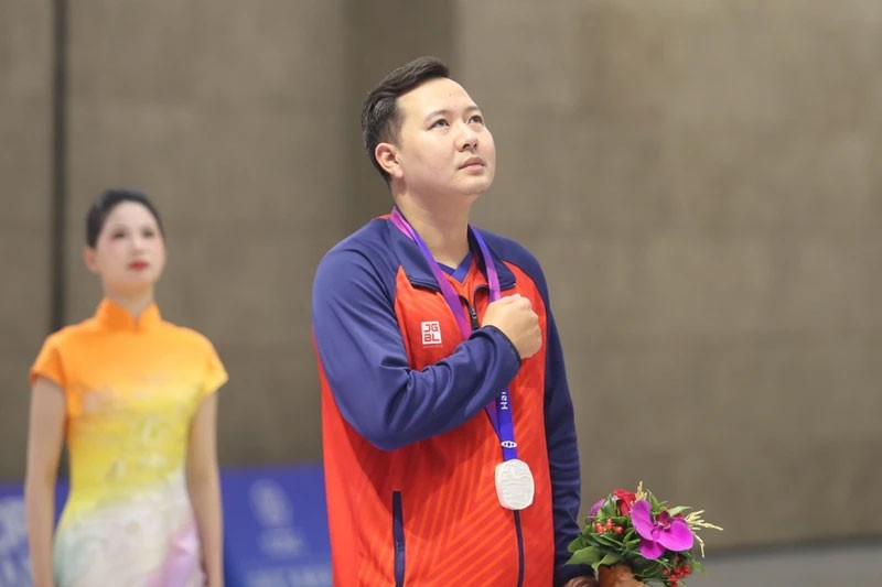 Ngô Hữu Vương và cột mốc lịch sử mới ở môn bắn súng