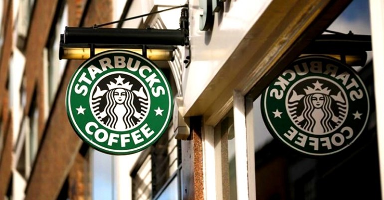 Starbucks Nhật Bản tiên phong sử dụng ống hút có nguồn gốc thực vật