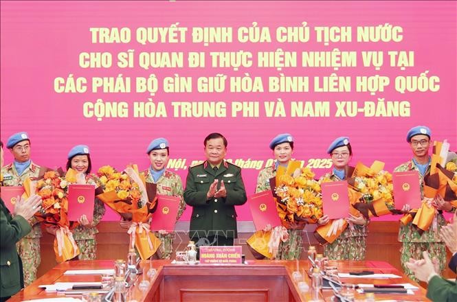 Việt Nam cử thêm 8 sĩ quan tham gia gìn giữ hòa bình tại phái bộ UNMISS và MINUSCA