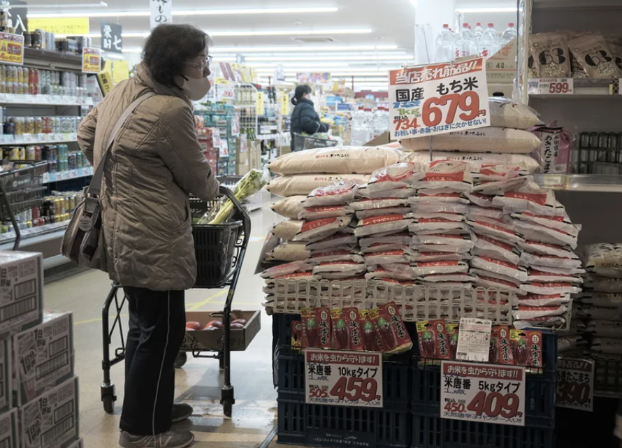 Khủng hoảng gạo: Nhật Bản xả kho dự trữ chiến lược để giảm giá