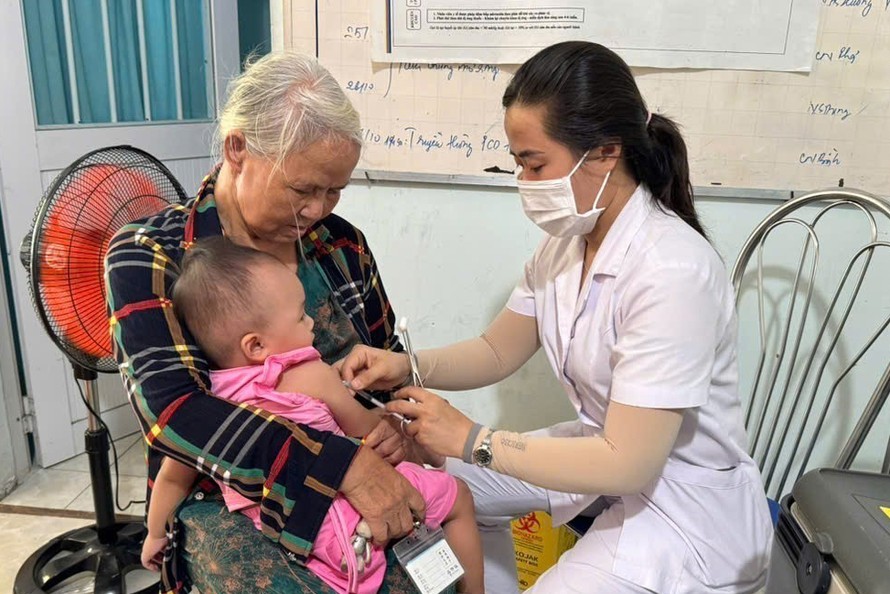 Cả nước ghi nhận trên 76.300 trường hợp nghi sởi từ đầu năm đến nay
