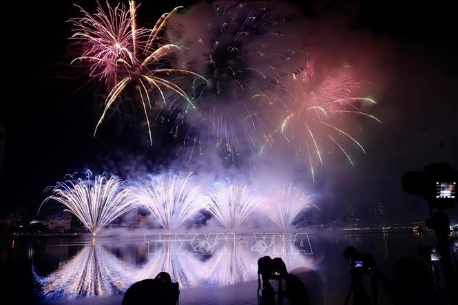 Lễ hội pháo hoa Quốc tế Đà Nẵng 2025: Đêm khai mạc đậm chất tinh hoa văn hóa