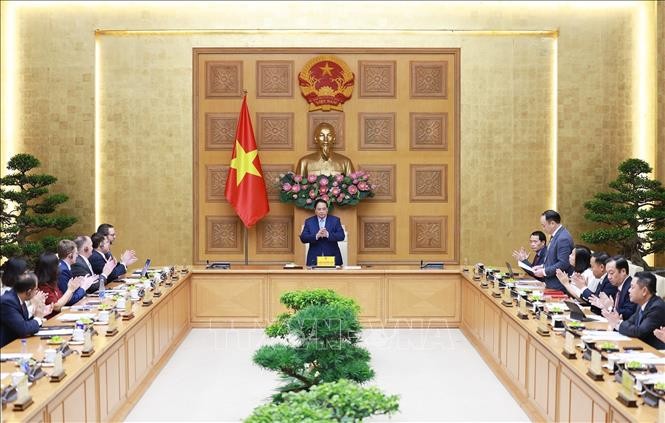 Thủ tướng Phạm Minh Chính chủ trì tọa đàm với các doanh nghiệp Vương quốc Anh. Ảnh: Dương Giang/TTXVN.