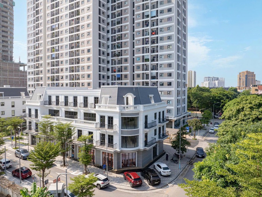 Các căn shophouse 2 trong 1 nằm tại ngã ba giao thương sầm uất bậc nhất Thành Vinh