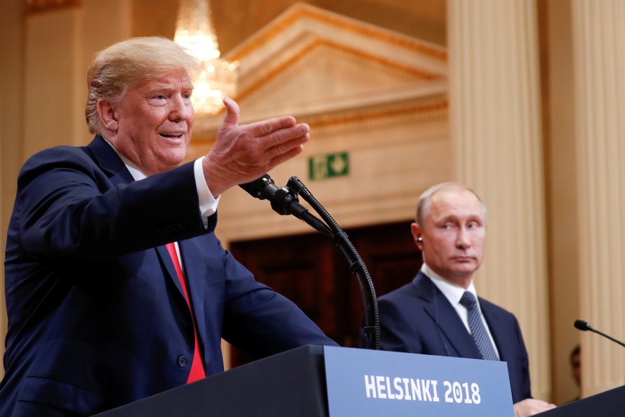 Tổng thống Nga Vladimir Putin và Tổng thống Mỹ Donald Trump tại một sự kiện trả lời báo chí năm 2018. Ảnh: Reuters.