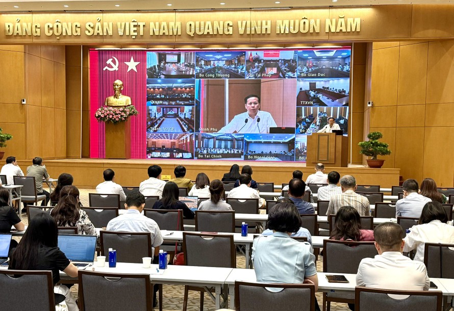 Đảng ủy Chính phủ quán triệt quy định của Trung ương về thi hành Điều lệ Đảng