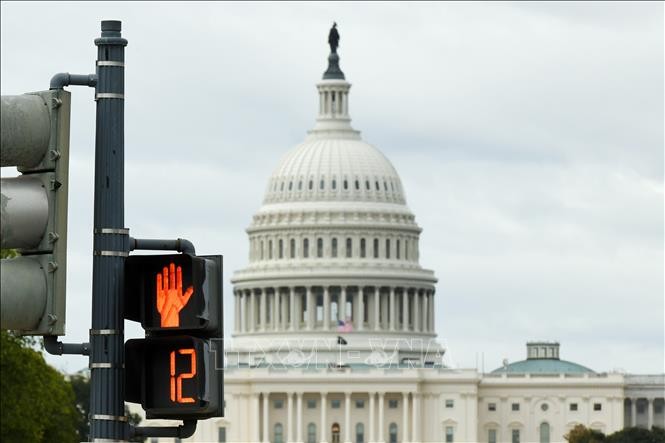 Thượng viện Mỹ bỏ phiếu lần thứ 11 bất thành, chính phủ tiếp tục đóng cửa