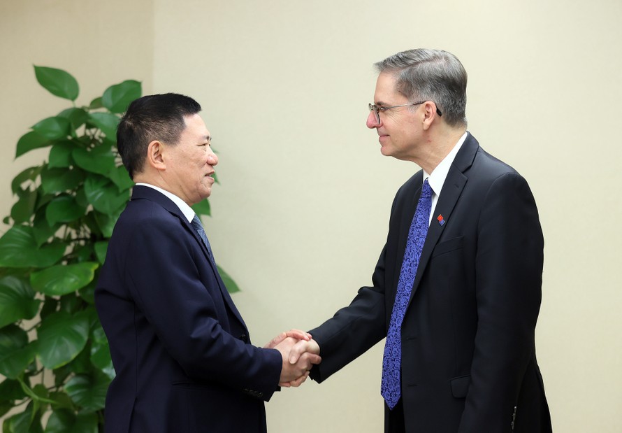 Phó Thủ tướng Hồ Đức Phớc tiếp Phó Chủ tịch Ngân hàng Thế giới