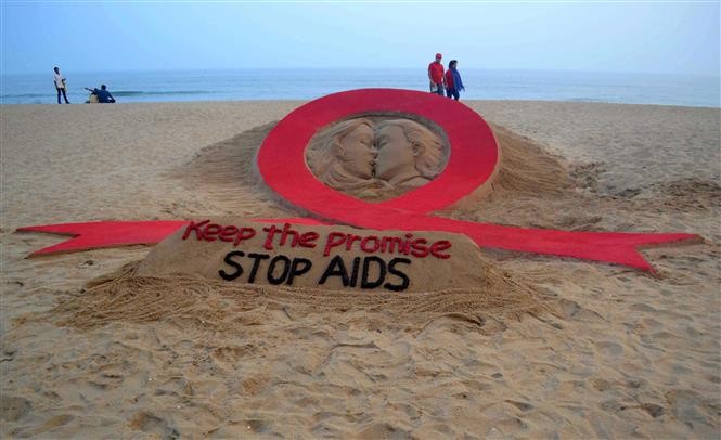 UNAIDS cảnh báo hàng triệu người mất quyền tiếp cận thuốc HIV do cắt giảm viện trợ toàn cầu