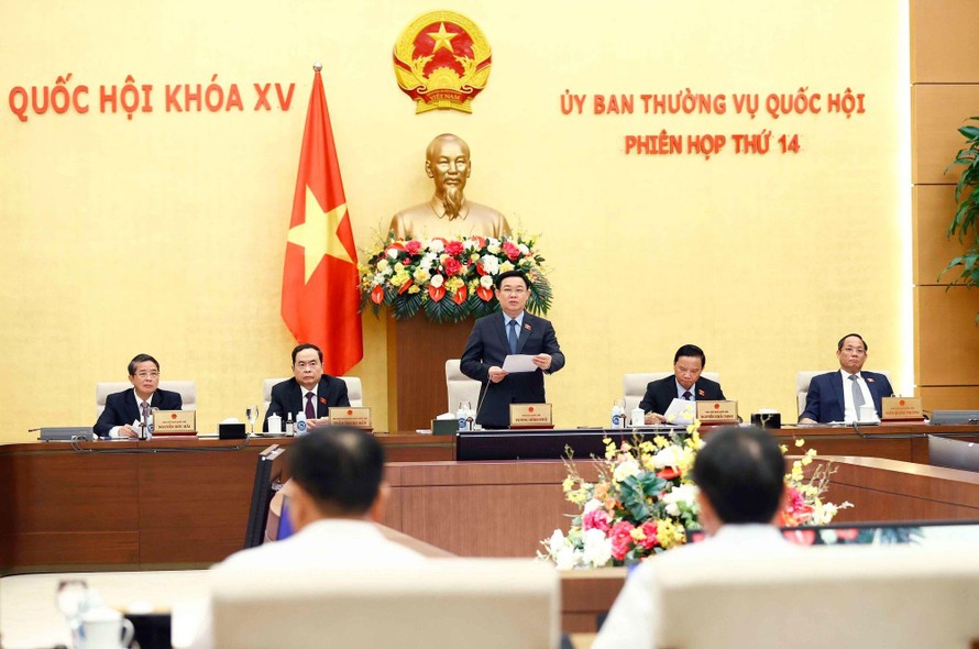 Chủ tịch Quốc hội Vương Đình Huệ phát biểu khai mạc Phiên họp.