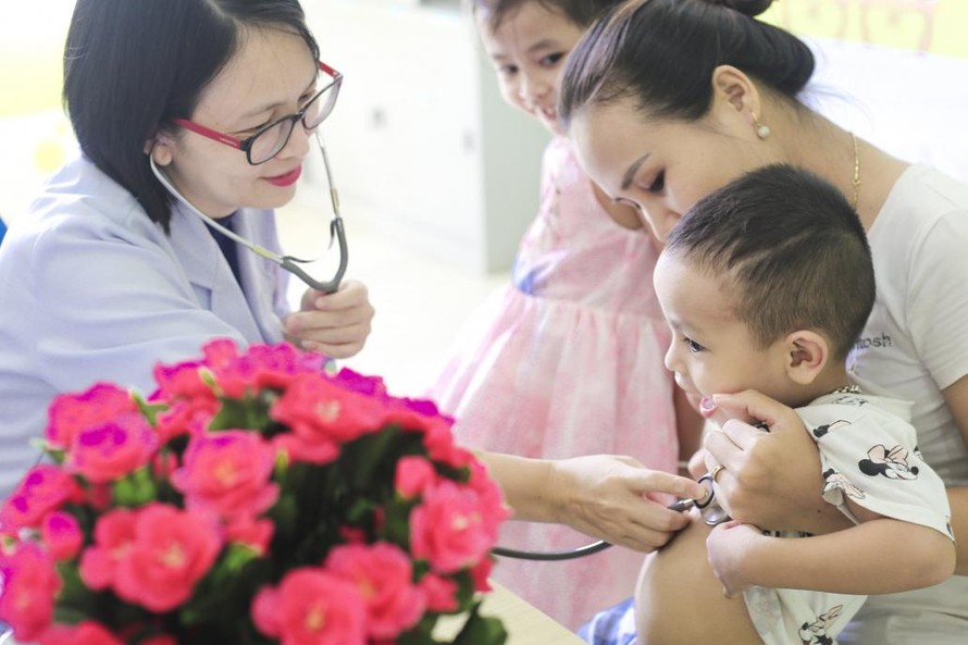 Những bệnh truyền nhiễm có thể bùng phát khi giao mùa và nguyên tắc dự phòng