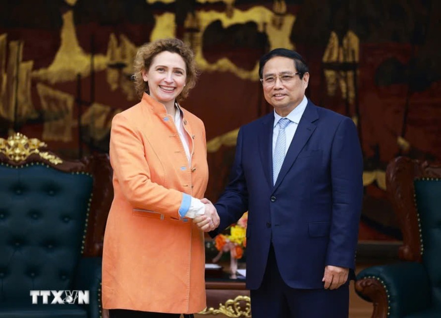 hủ tướng Phạm Minh Chính tiếp bà Nicola Beer, Phó Chủ tịch Ngân hàng Đầu tư châu Âu (EIB).