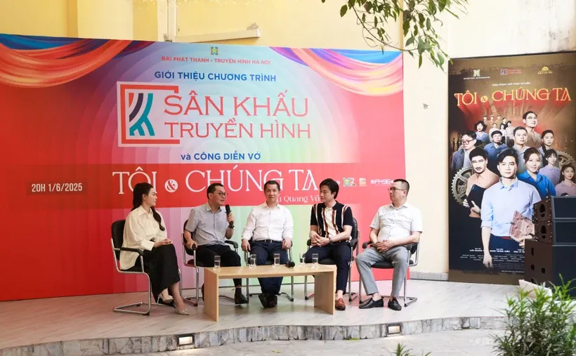 Đài Hà Nội tổ chức họp báo giới thiệu chương trình “Sân khấu truyền hình.” 