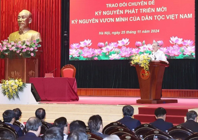 Tổng Bí thư Tô Lâm trao đổi chuyên đề "Kỷ nguyên phát triển mới - Kỷ nguyên vươn mình của dân tộc Việt Nam". Ảnh: Thống Nhất/TTXVN