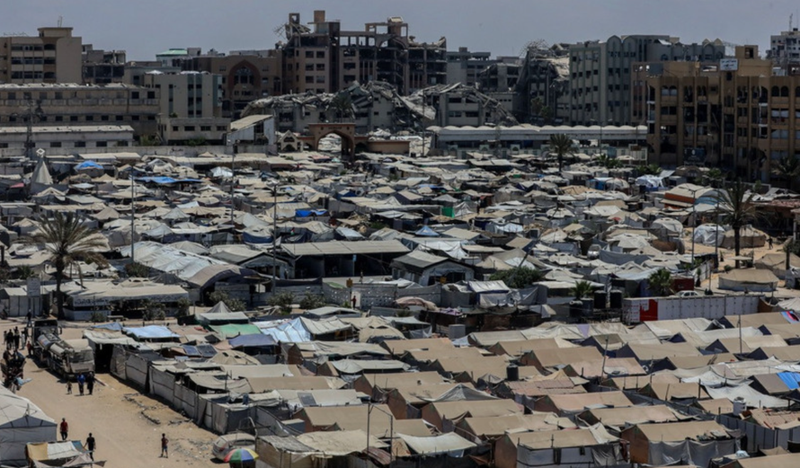 Lều trại cho người sơ tán lánh nạn Palestine tại thành phố Gaza ngày 4/8/2025.