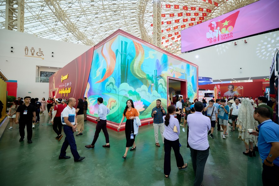 “Đi từ bất ngờ này đến bất ngờ khác” với gian hàng đặc biệt của Sun Group tại Triển lãm A80